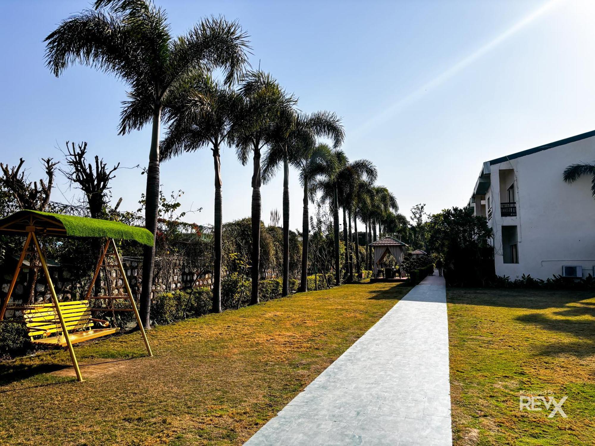 The Neeraj River Forest Resort Ayurvedic Wellness Center Rishīkesh Dış mekan fotoğraf